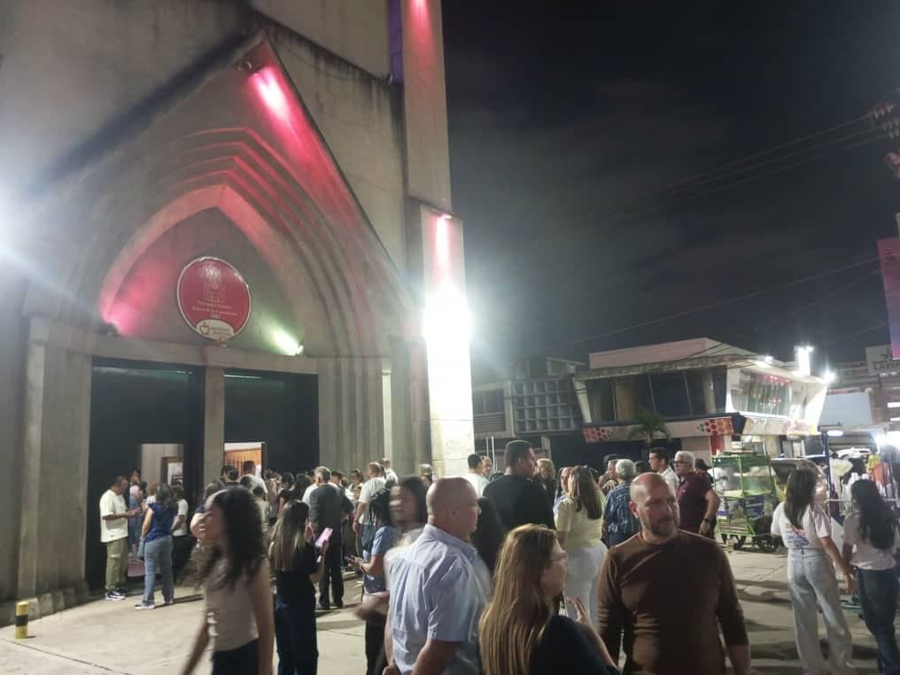 Fervor y Fe: Zulianos Celebran el Jueves Santo en Siete Templos