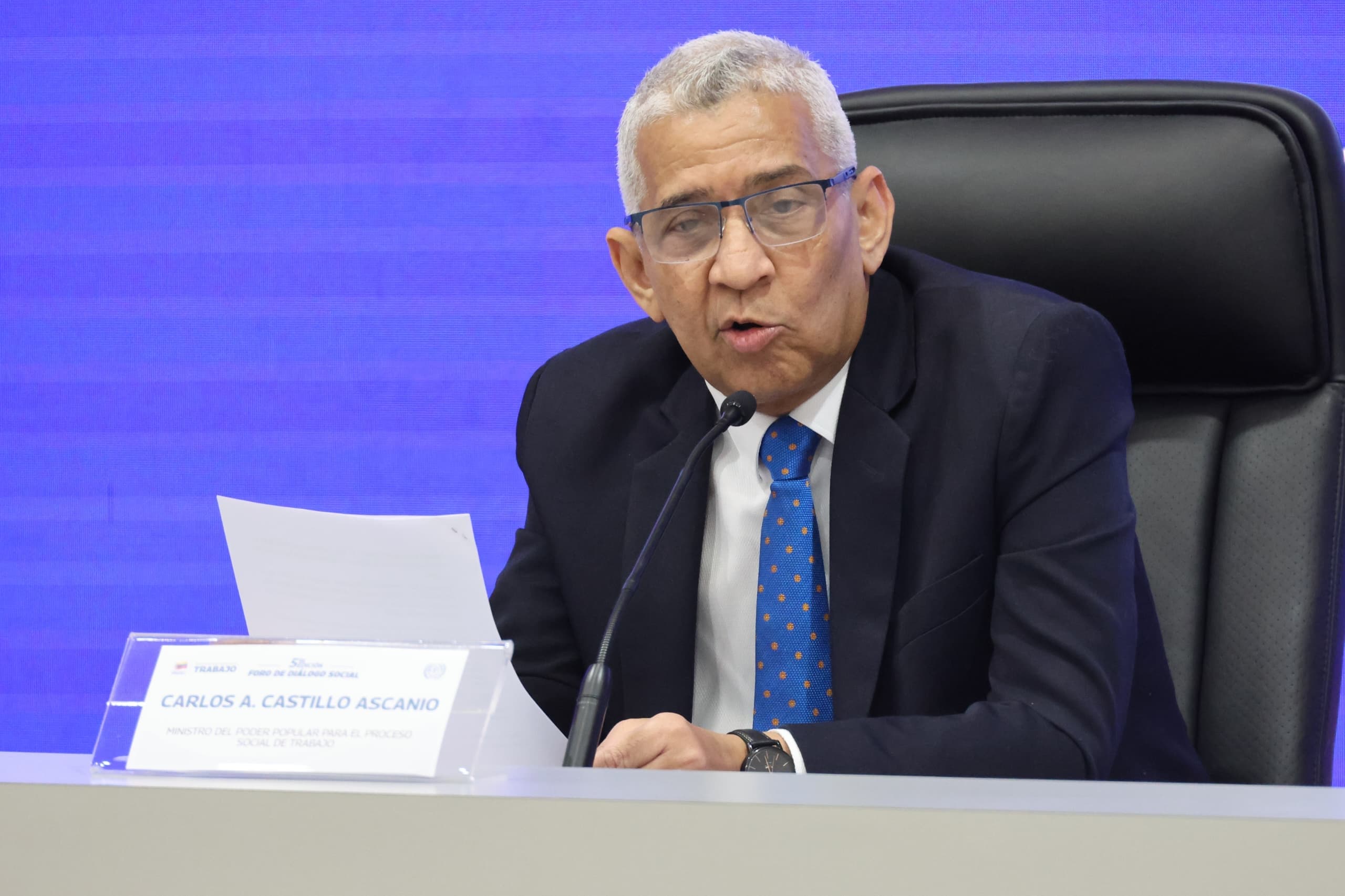 Régimen chavista promete nuevos tabuladores salariales ante descontento