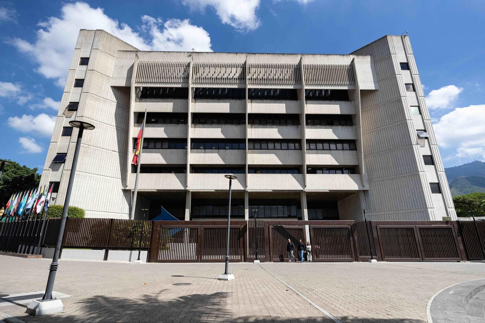 Elección de Magistrados del TSJ: Conflicto entre CRBV y LOTSJ