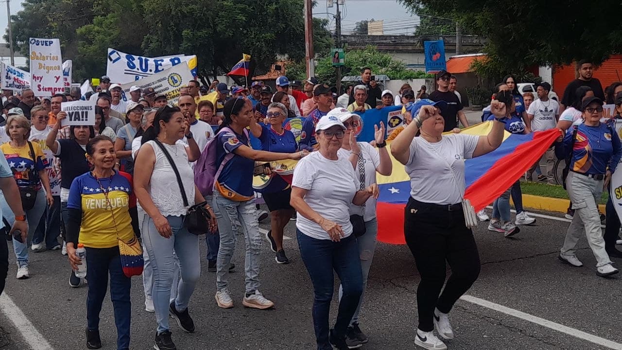 Trabajadores en Barinas exigen un salario digno en la marcha del 1 de mayo