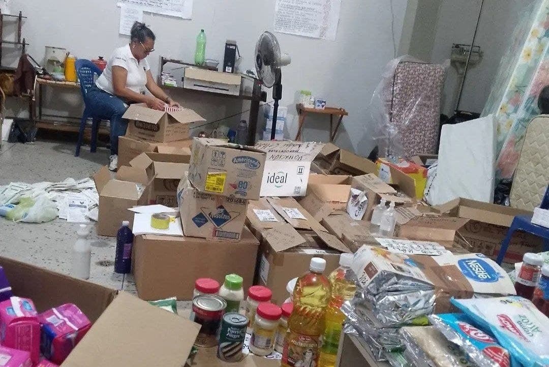 Cáritas Carora acoge a 20 familias afectadas por sismos en La Guaira