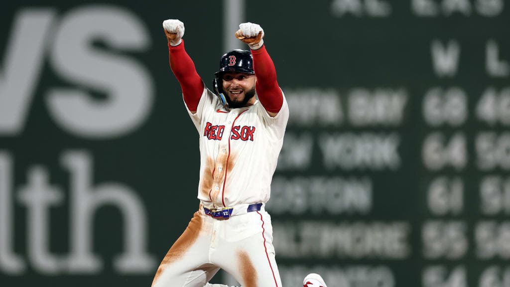 Wilyer Abreu: Orgullo Venezolano y Jugador de la Semana en MLB
