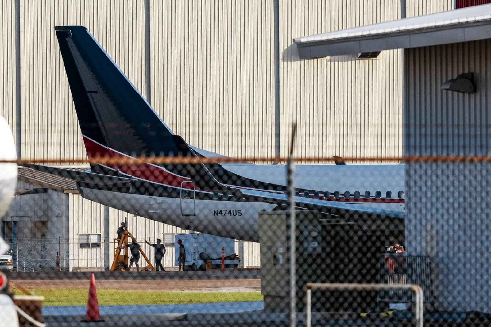 El futuro incierto de los aviones de EEUU para deportar migrantes