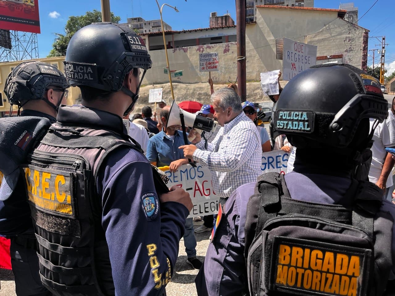 Protestas en Valencia: Ciudadanos exigen respuestas a Corpoelec por apagones
