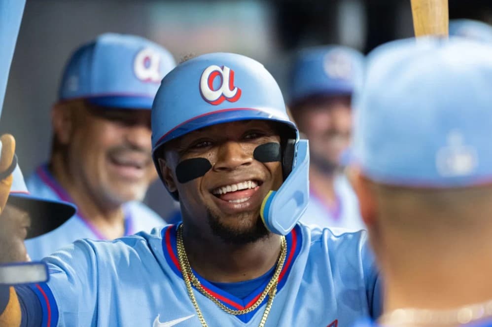 Ronald Acuña Jr.: El Villano Favorito que Inspira a los Bravos