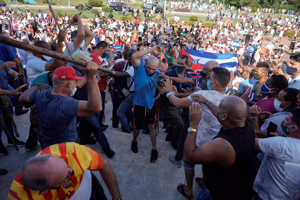 Informe registra 911 violaciones de derechos humanos en Cuba durante septiembre