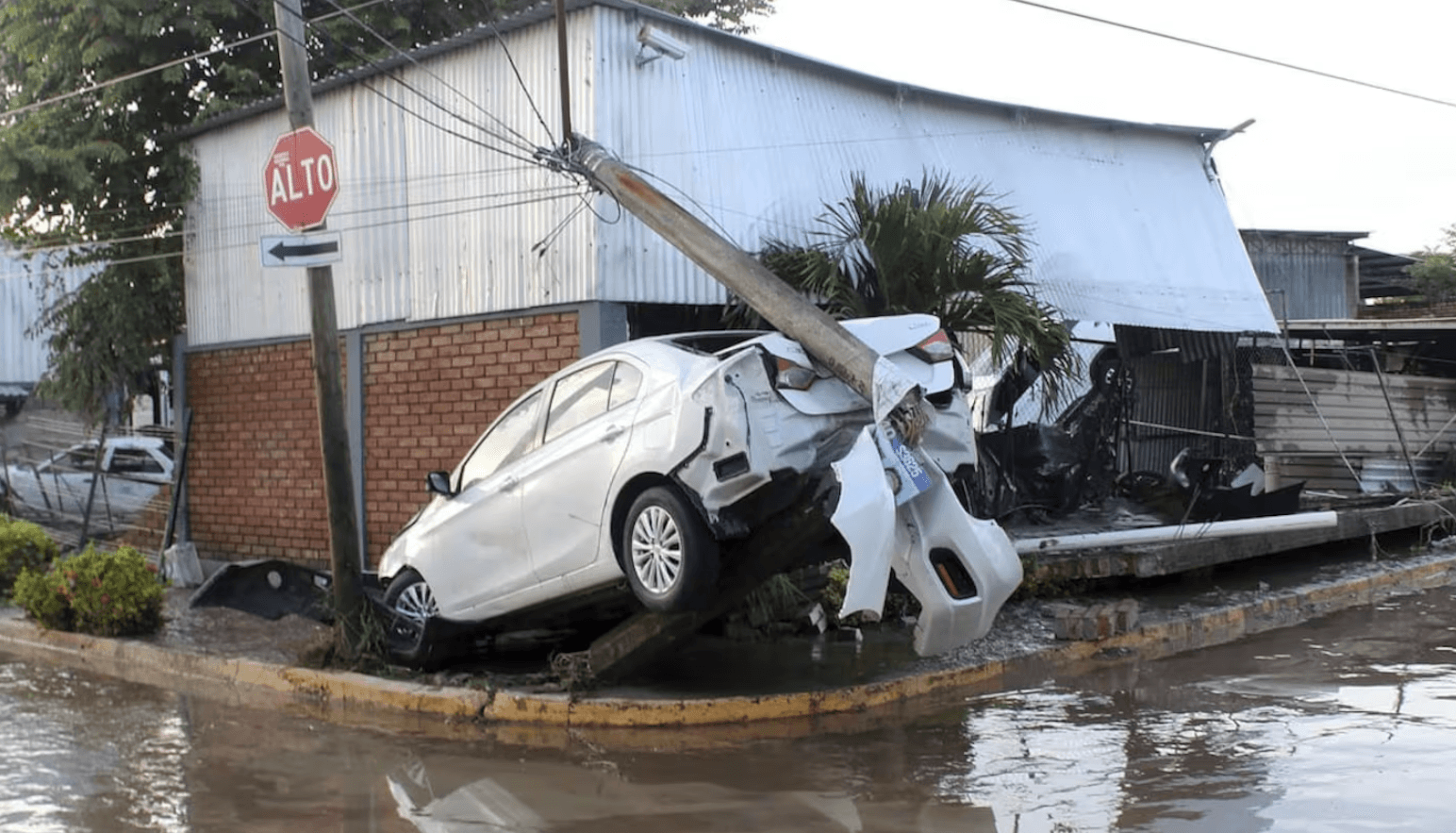 VIDEO: temporal dejó múltiples muertos, ríos desbordados y evacuaciones en México