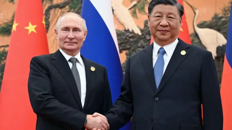 Xi Jinping y Vladimir Putin discuten la guerra en Ucrania por videoconferencia