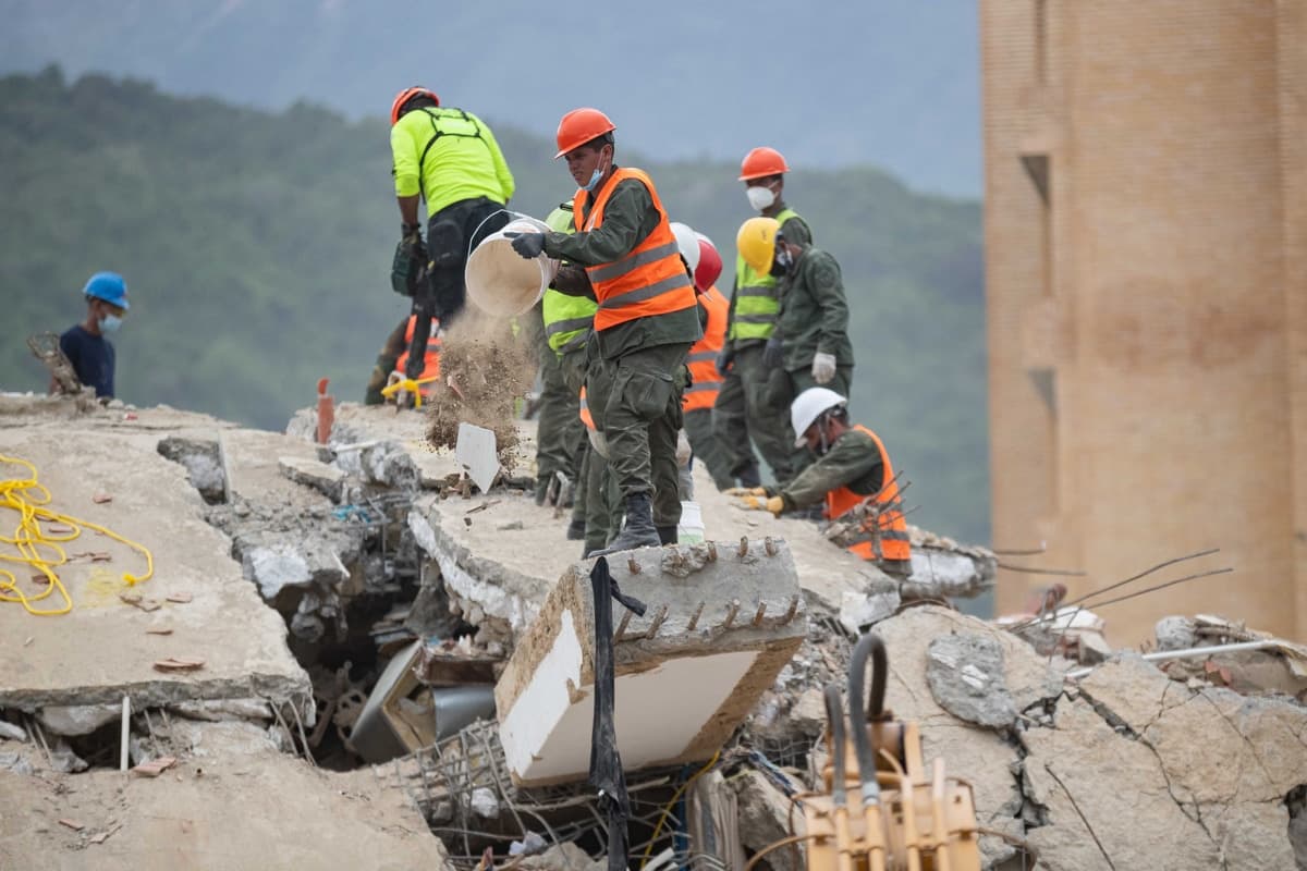 Casi 4.000 Muertos a Causa de los Terremotos en Venezuela