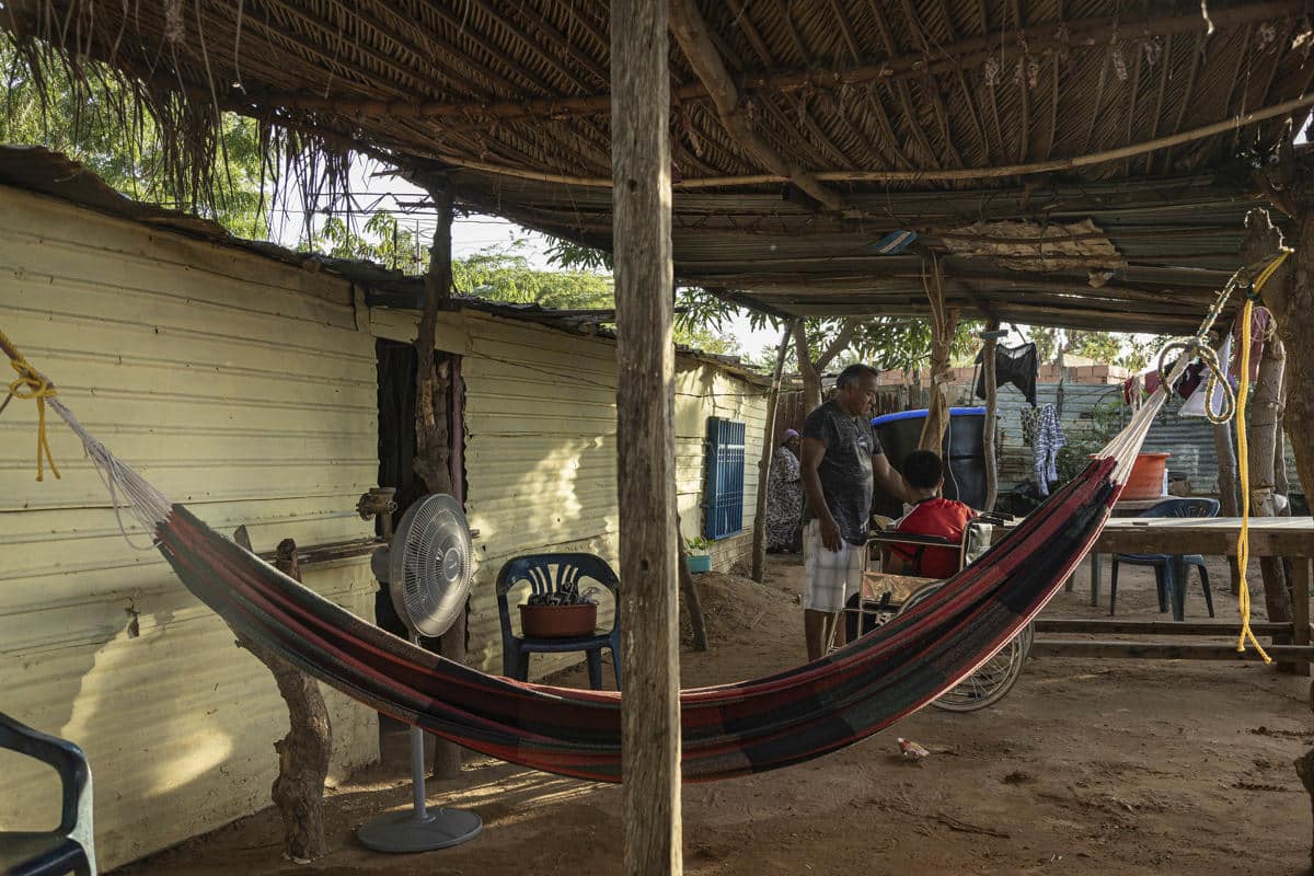 El trauma del terremoto impulsa la migración de familias en Venezuela