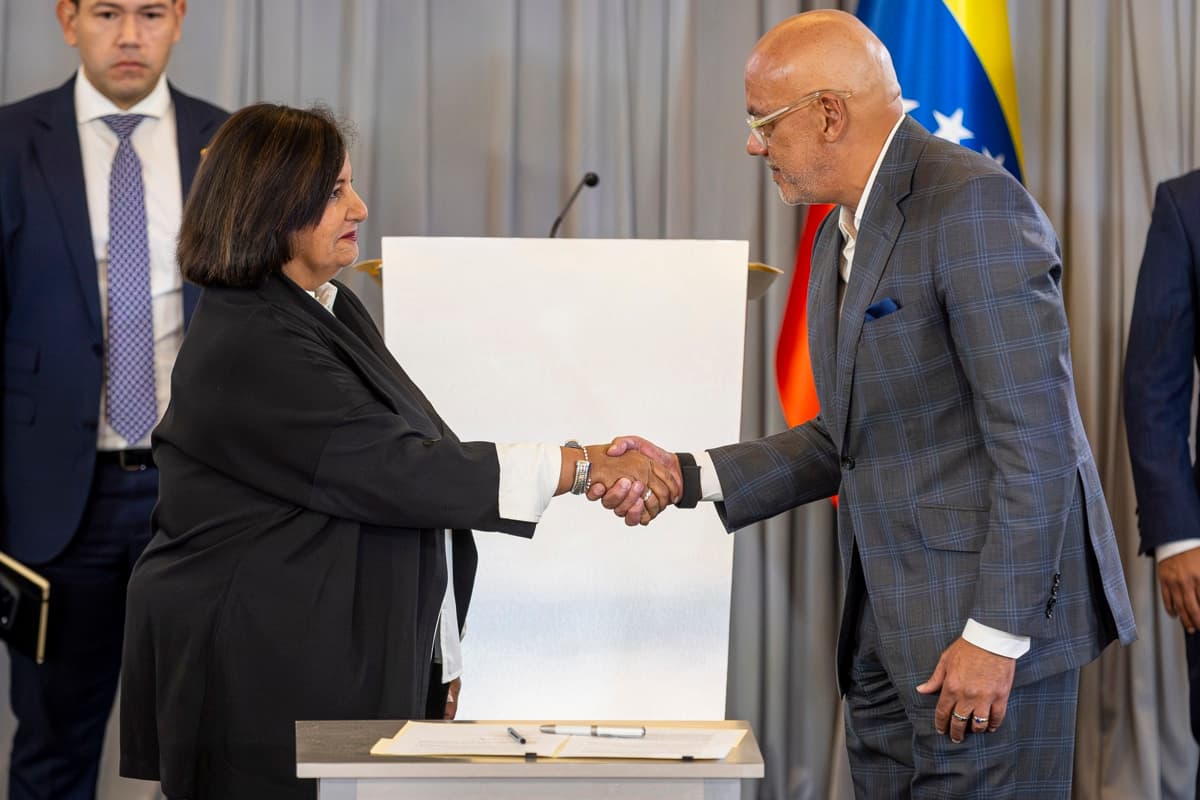 ONG Exigen Inclusión de Presos Políticos en Diálogo Nacional en Venezuela