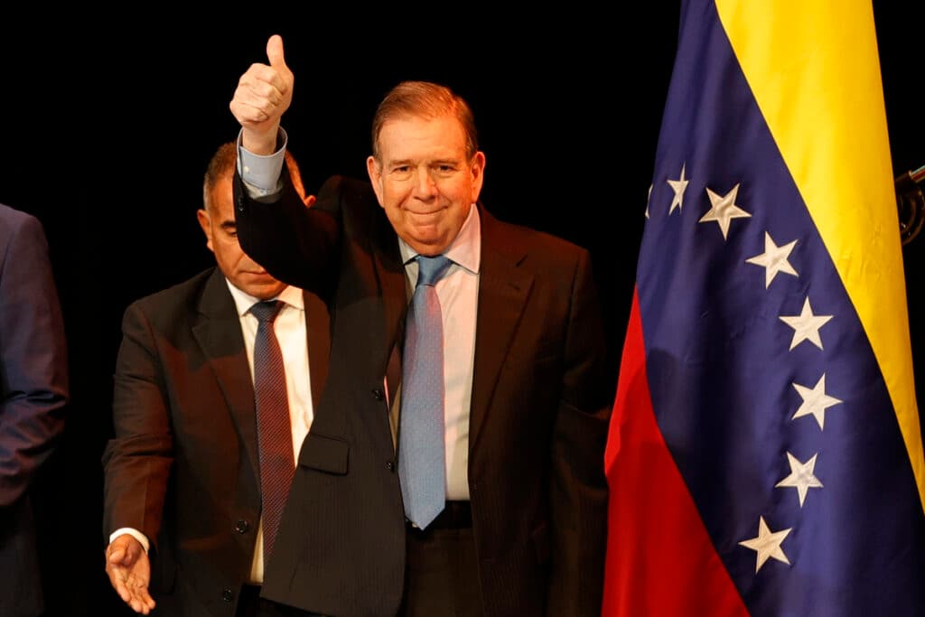 Operación de González Urrutia: Éxito y Recuperación del Exembajador