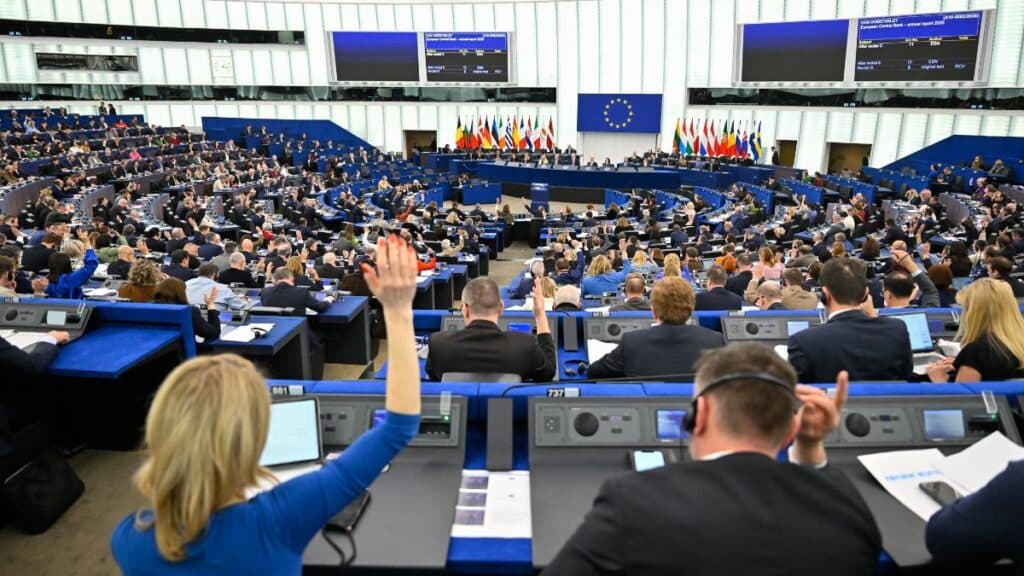 Eurocámara exige mantener sanciones a Venezuela sin avances democráticos