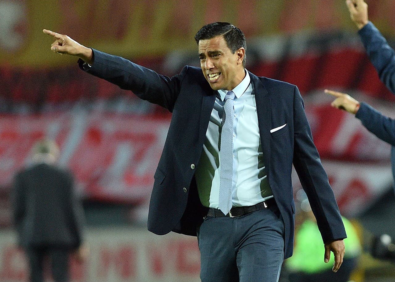 César Farías, el venezolano que brilla como técnico del Barcelona ecuatoriano