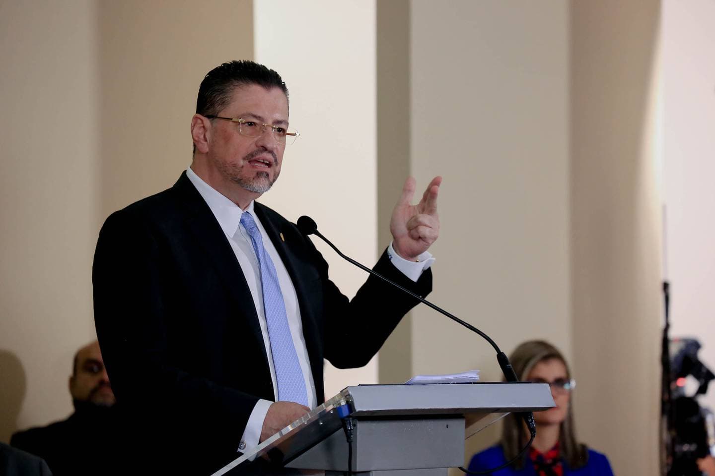 Denuncian supuesto plan para asesinar al presidente de Costa Rica