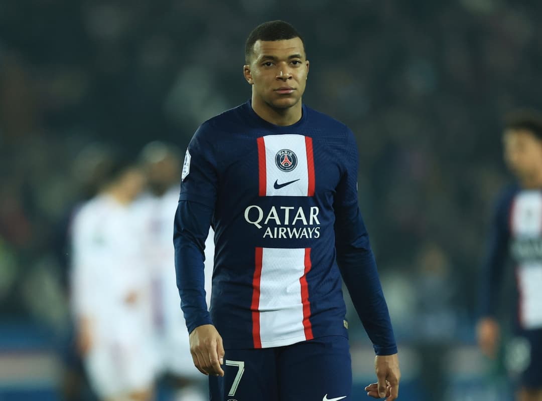 Mbappé presiona al PSG: exige 5,9 millones de euros o habrá embargos