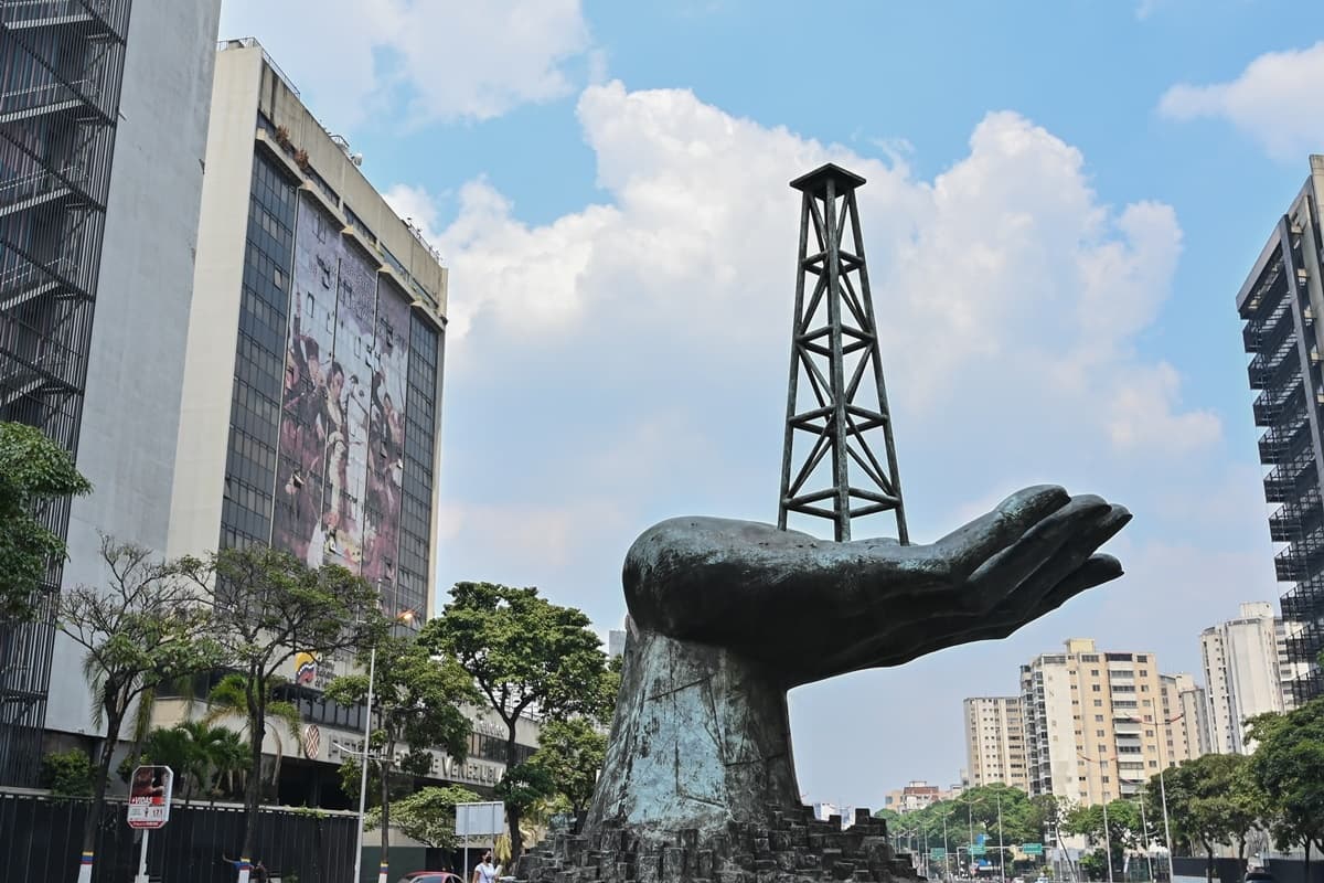 Pdvsa firma nuevos acuerdos para exportar petróleo a EE.UU.