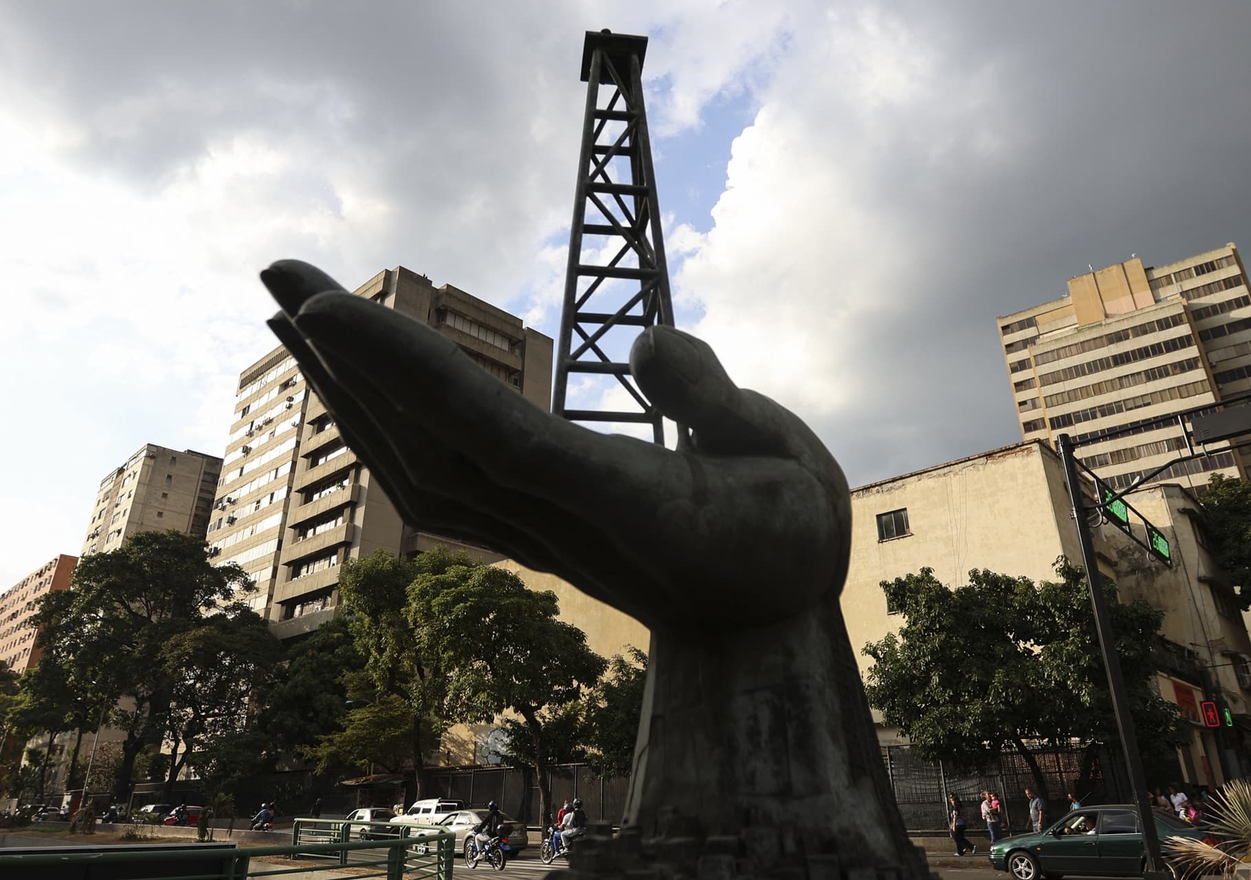 Las petroleras chinas lideran el sector energético en Venezuela