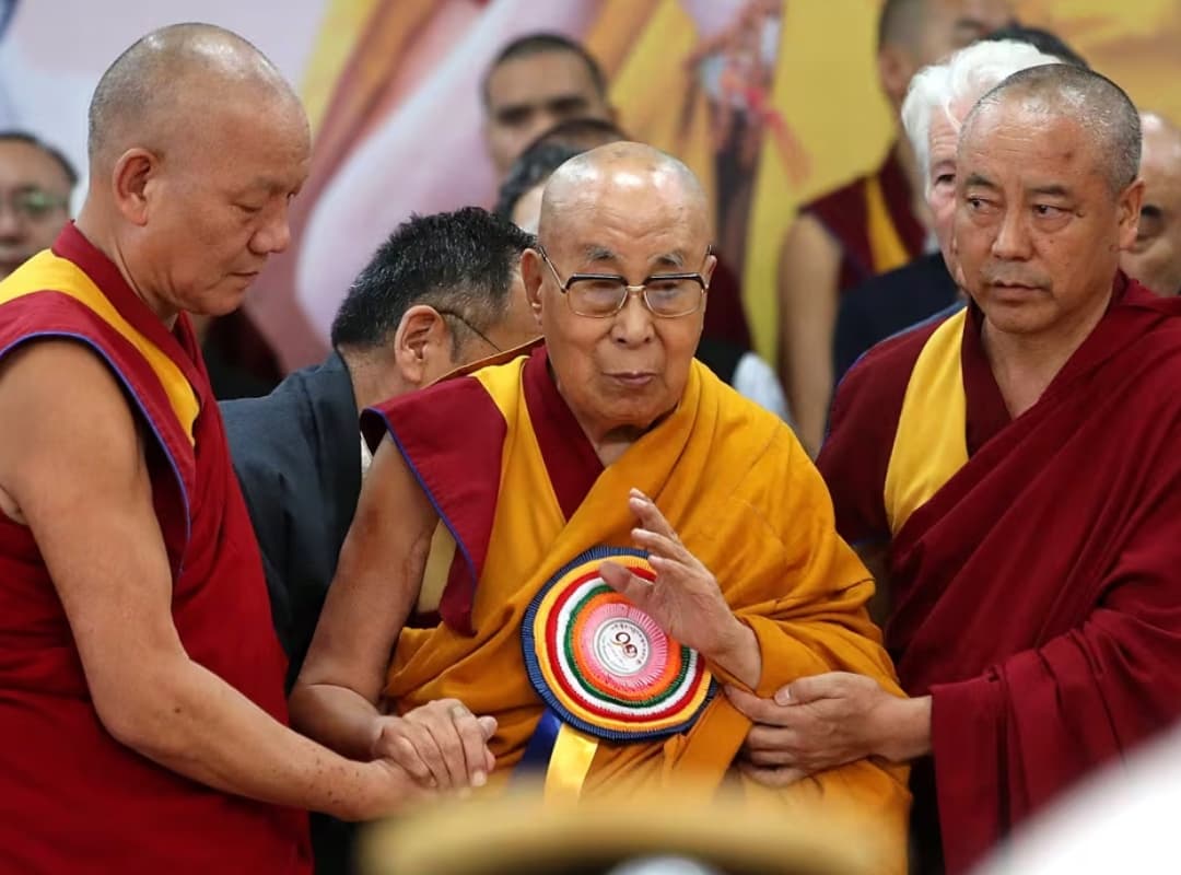 Dalái Lama rechaza vínculos con Jeffrey Epstein, aclara su oficina