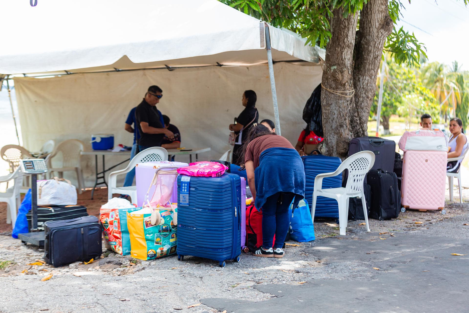 Trinidad y Tobago evalúa reabrir registro migratorio para venezolanos