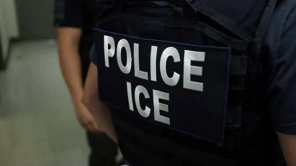ICE detuvo a 131 personas vinculadas con bandas criminales, incluidos miembros del Tren de Aragua