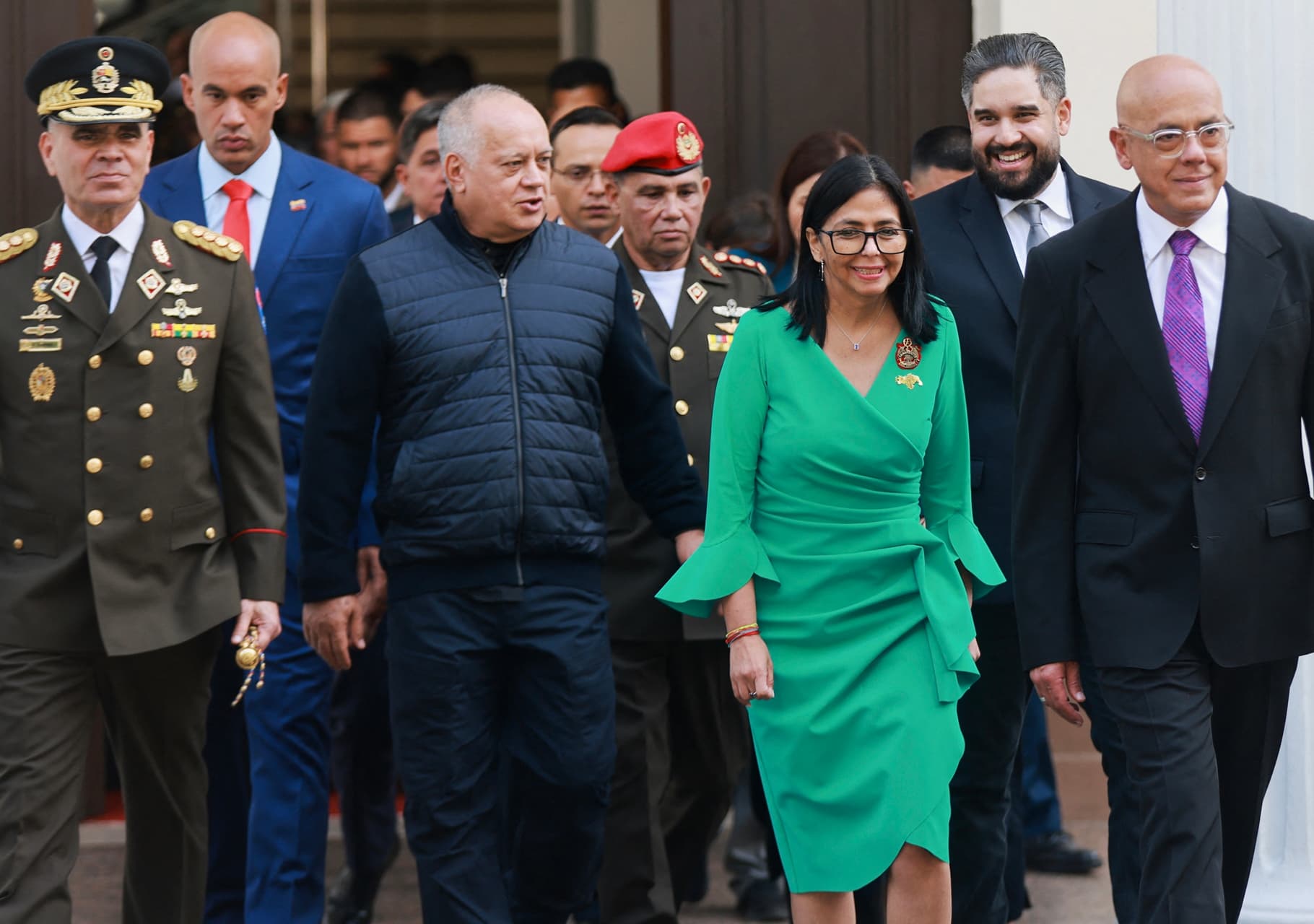 Diosdado Cabello y Delcy Rodríguez vuelven a red X, bloqueada en Venezuela por Maduro