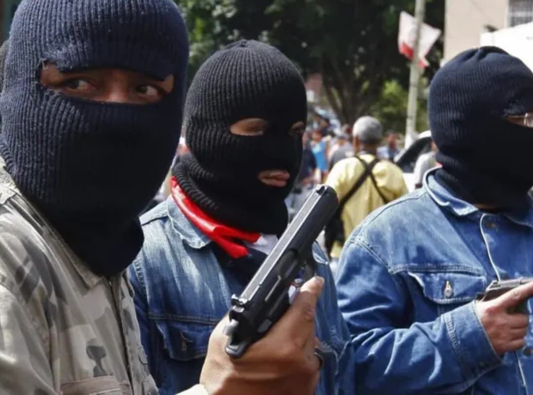 Colectivos en Venezuela: El Impacto Cultural del 4F