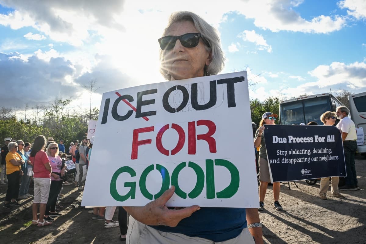 46% de estadounidenses apoya abolir ICE tras violencia en Minnesota, según encuesta