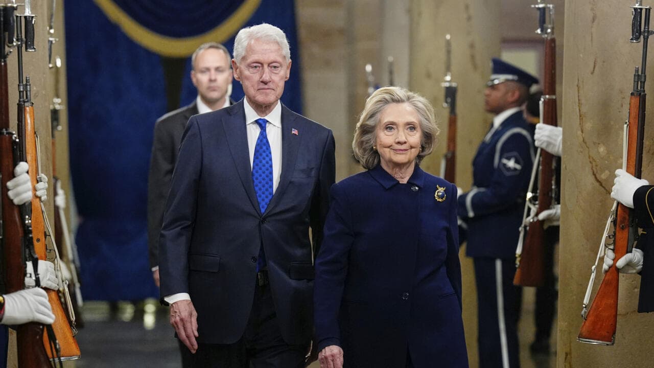 Los Clinton rechazan testificar ante el Congreso por el caso Epstein