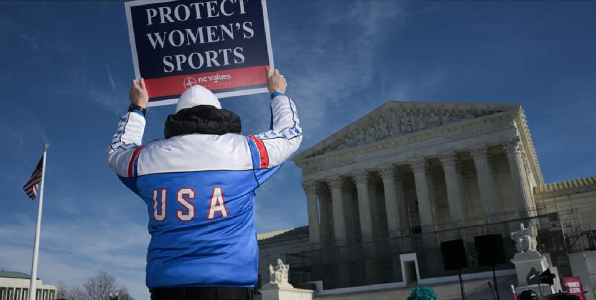 Atletas trans no podrán competir en equipos femeninos en Estados Unidos
