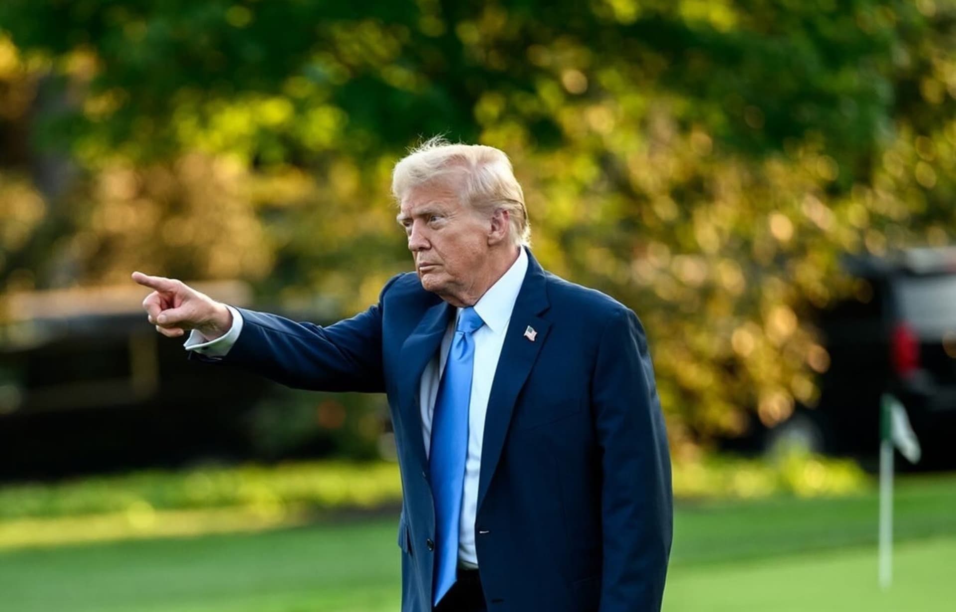 Trump amenaza con aranceles a países europeos por tropas en Groenlandia