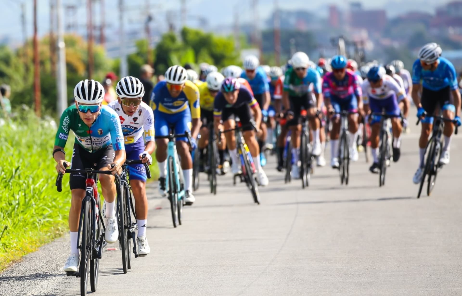 Incidente en la Vuelta al Táchira: Novena etapa cancelada por caída de ciclista