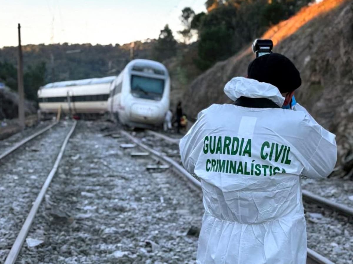 Tragedia en España: 41 muertos tras choque de trenes en un siniestro