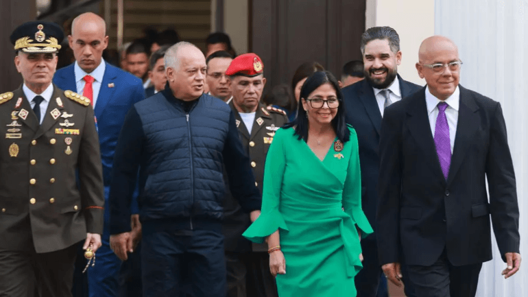 El Peligro de Priorizar la Estabilidad a Costa de la Democracia