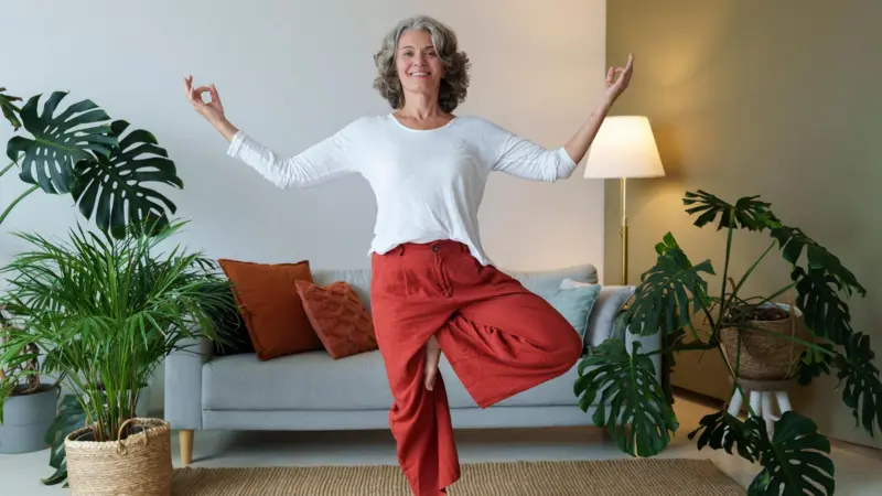 Descubre los Impactantes Beneficios de Pararse en una Pierna