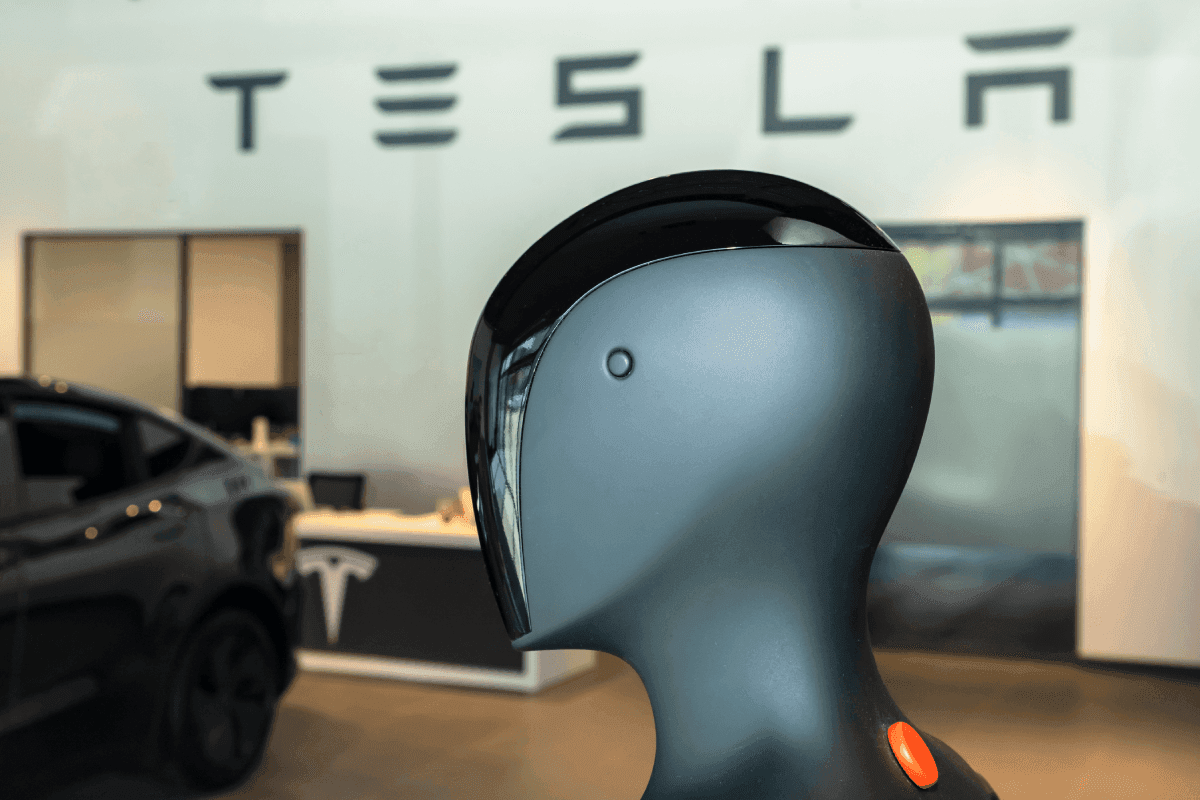 Elon Musk Anuncia Disponibilidad de Robots Optimus Para 2027