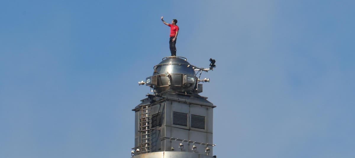 Alex Honnold Conquista el Taipei 101: Escalada Sin Cuerdas y Sin Miedo