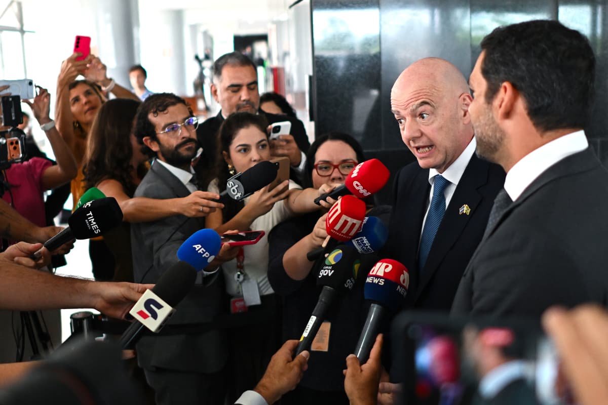 Infantino desafía los boicots y promete un Mundial sin precedentes