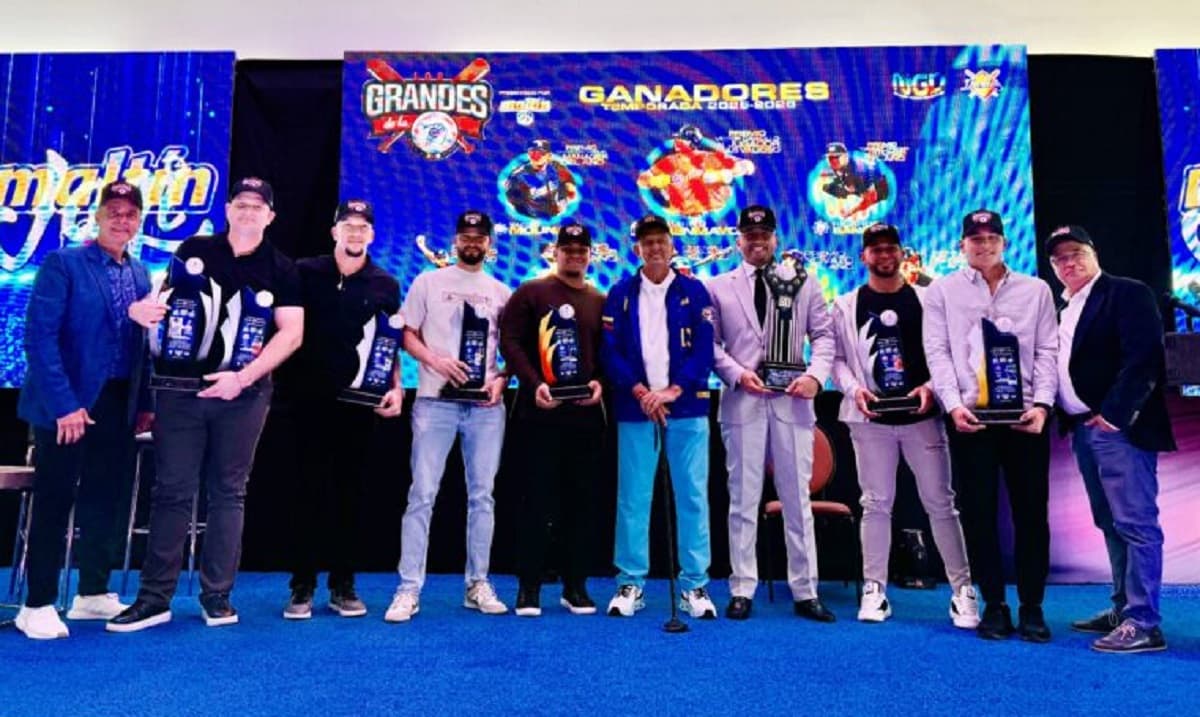 Los Gigantes del Beisbol Venezolano: Gala de Reconocimientos 2023
