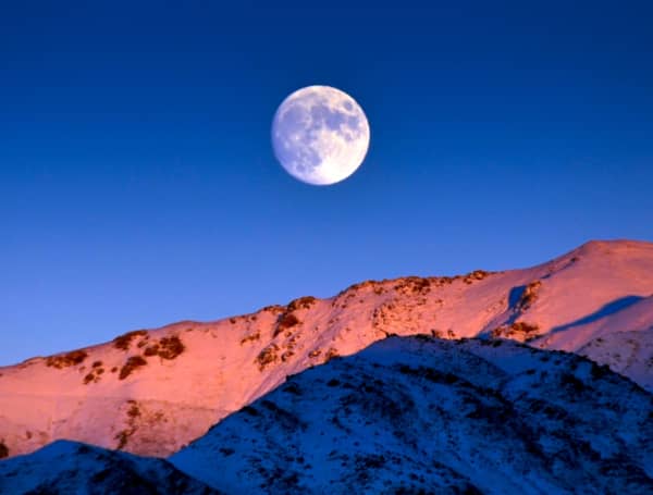 La Luna Llena de Nieve iluminará el cielo de febrero: ¡Descubre su significado!