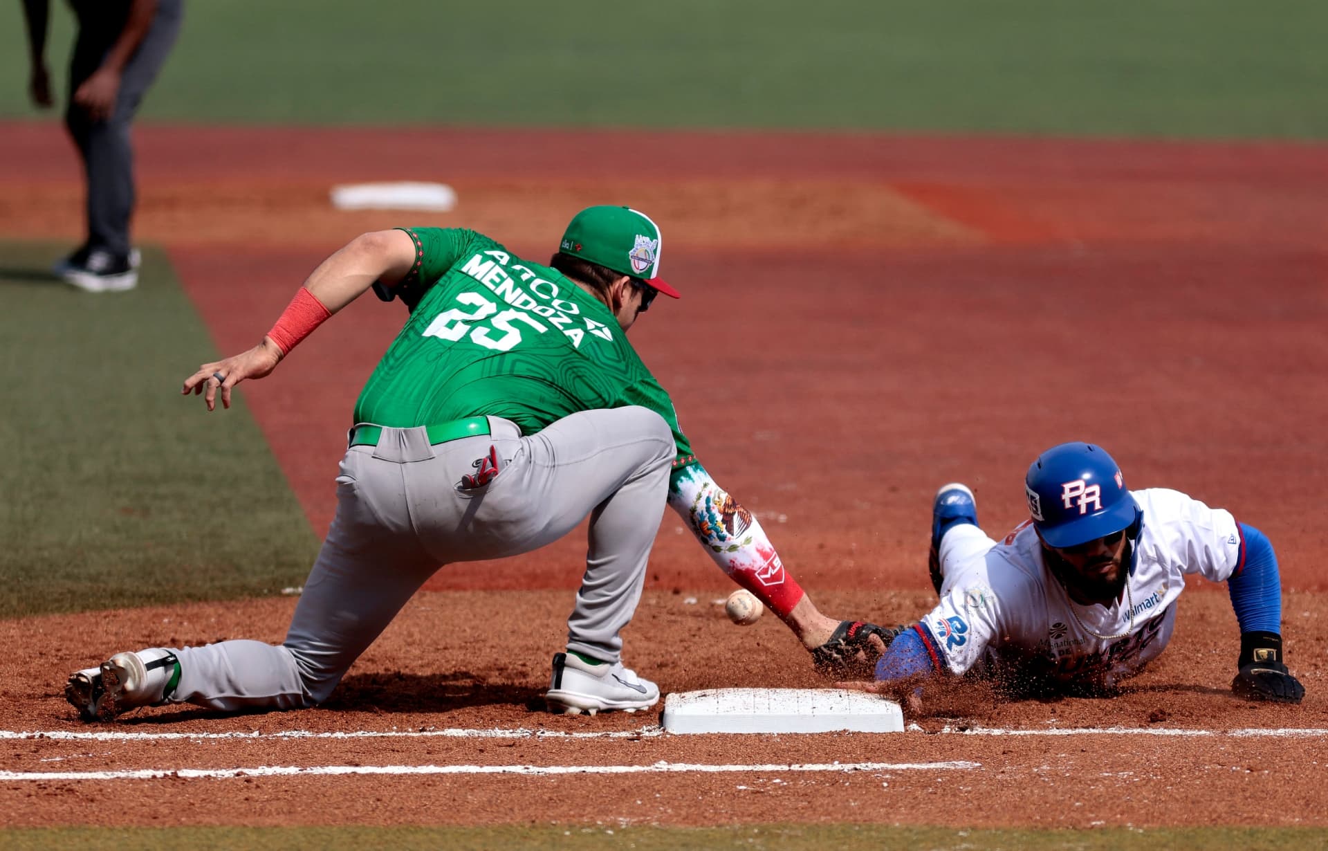 Puerto Rico Logra una Remontada Épica Frente a México Verde en la Serie del Caribe