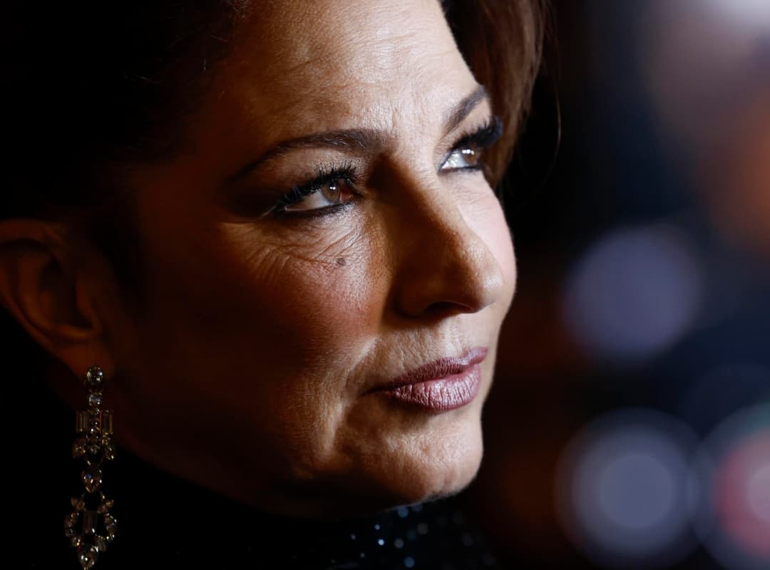 Gloria Estefan, Carín León y Natalia Lafourcade brillarón en los Grammy