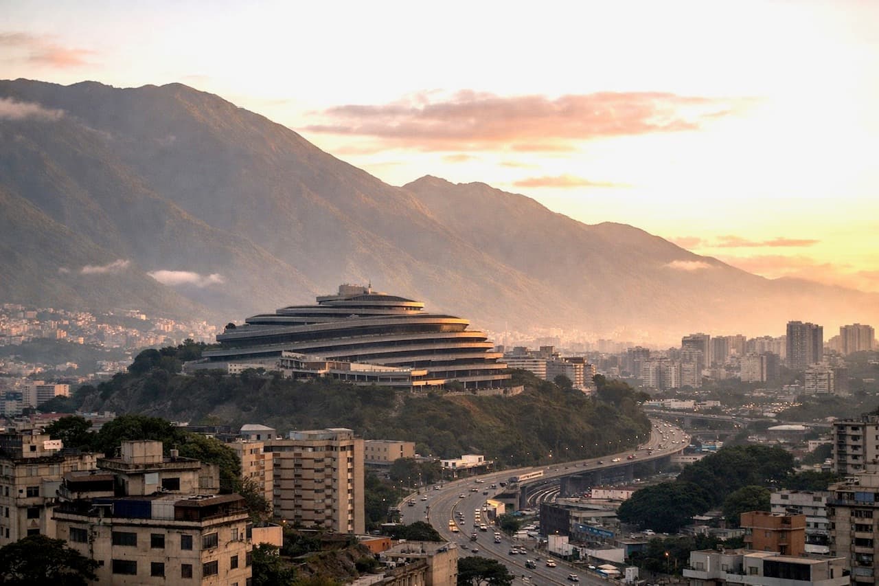 La Esperanza Social en Venezuela: Un Cambio que Está por Venir