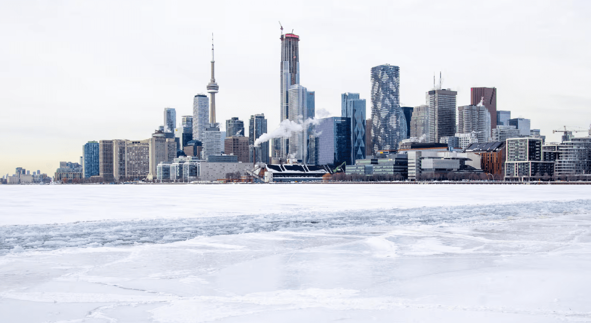 Toronto en Frío Extremo: 23 Días Bajo Cero y sus Consecuencias