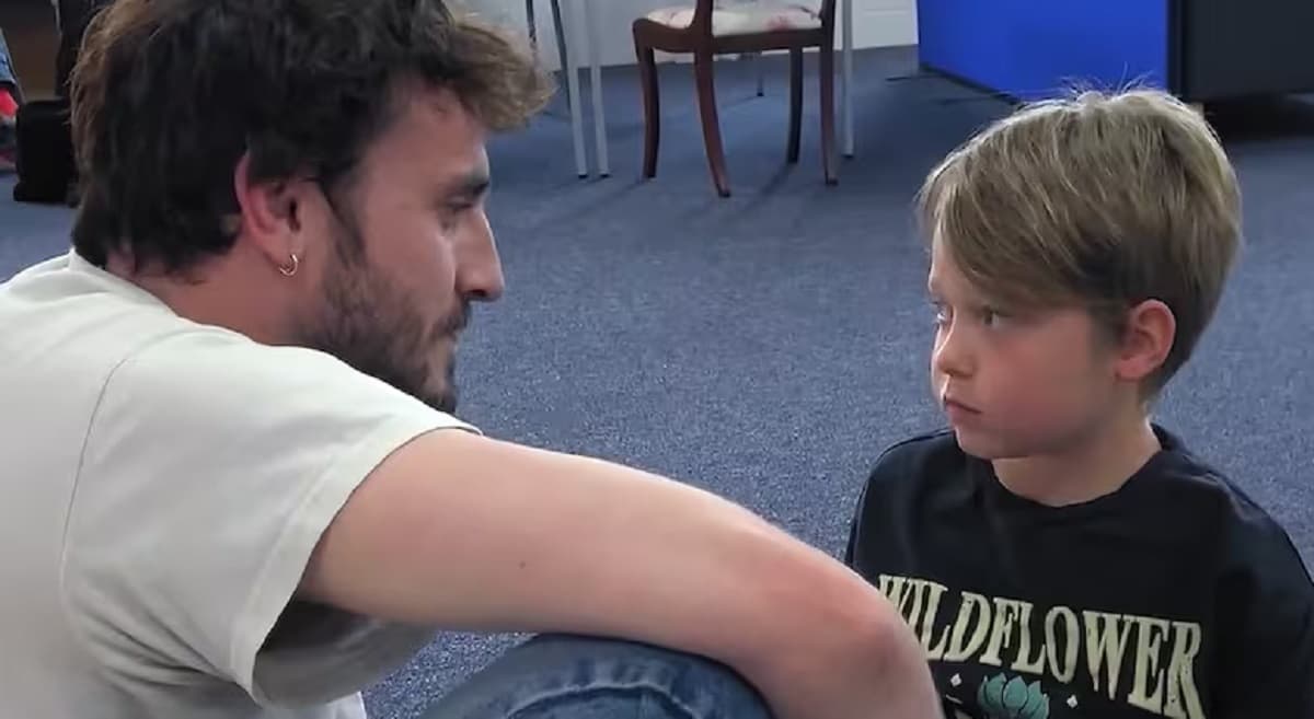 El joven talento de Jacobi Jupe deslumbró en 'Hamnet'