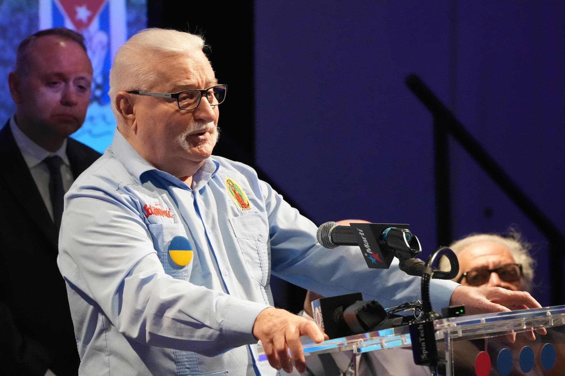 Lech Walesa insta a cubanos a aprovechar el apoyo de Trump