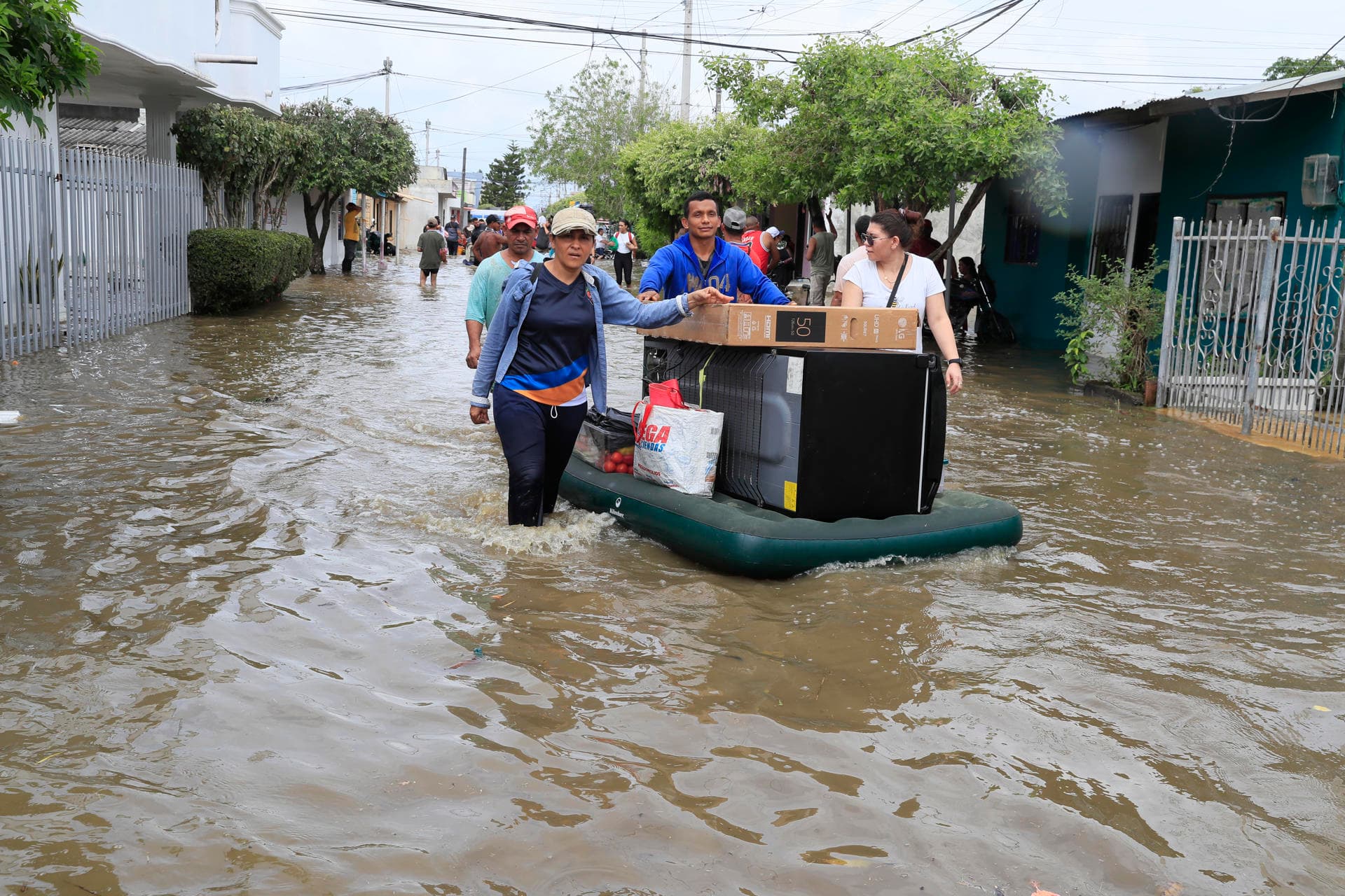 Colombia Declara Emergencia por Inundaciones en Ocho Departamentos