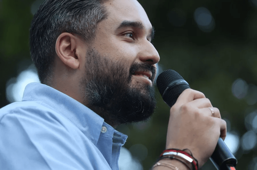 Maduro Solicita Amnistía para Él y su Esposa en Llamada Reveladora