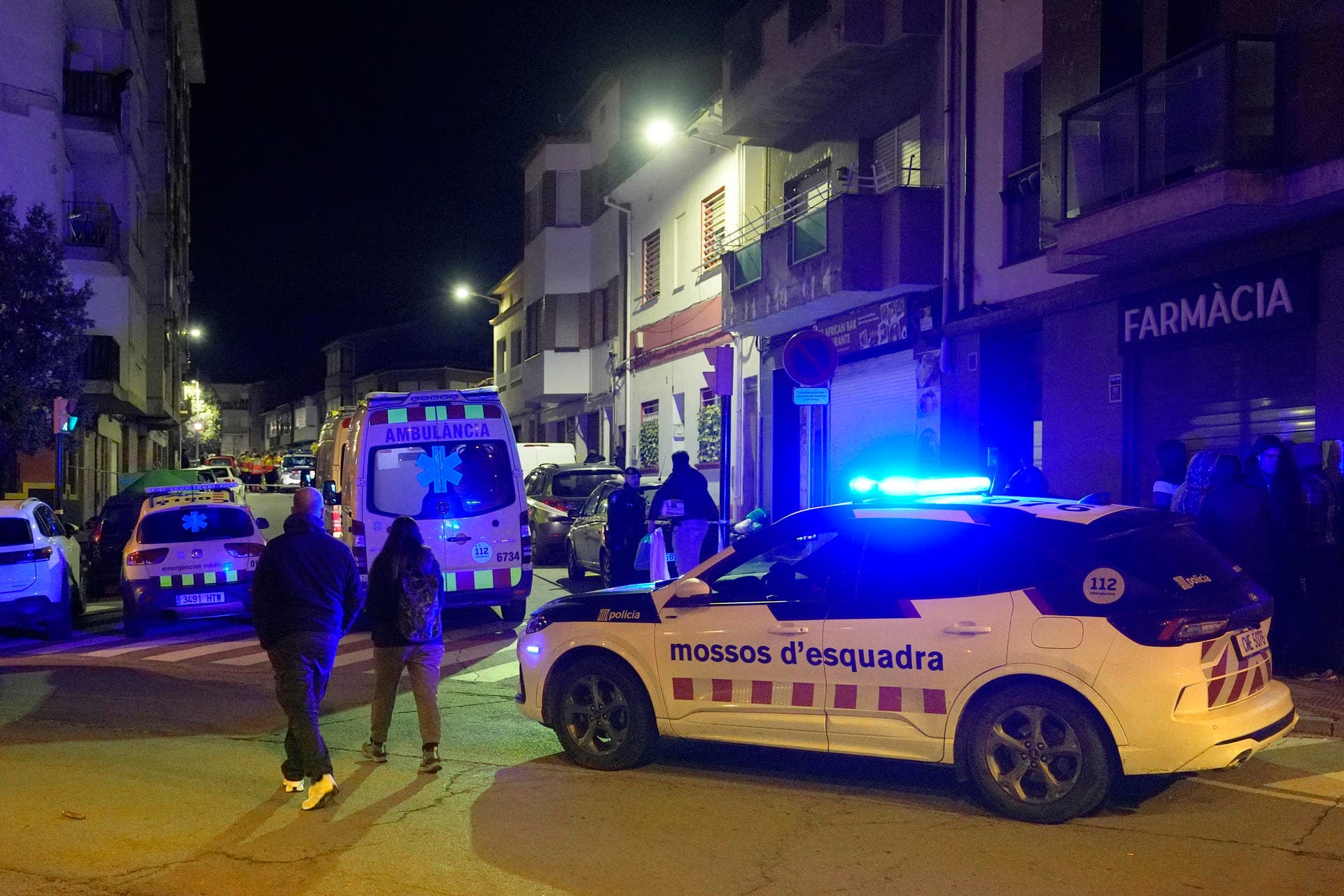 Tragedia en España: Mueren cinco adolescentes en incendio de depósito