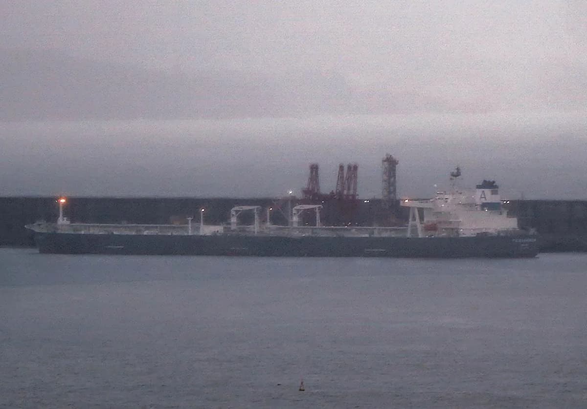 Repsol inicia procesamiento de crudo venezolano en Bilbao tras caída de Maduro